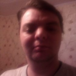 Симпатичный молодой парень хочет секса с девушкой  в е